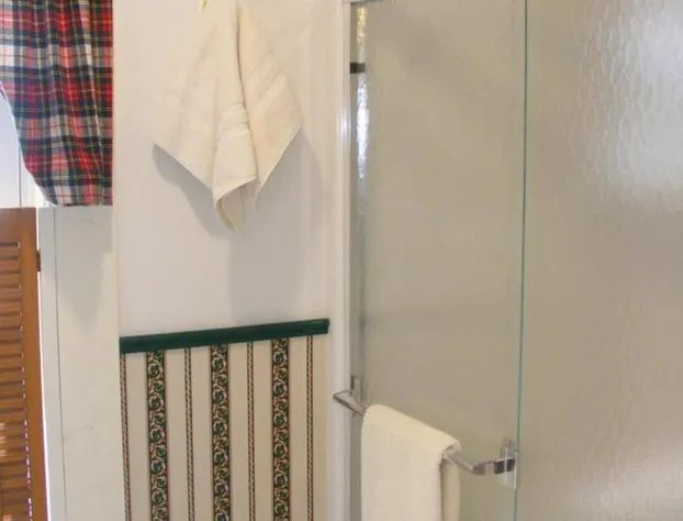 The Tartan Fox at the Meadmere hotel detail image 2