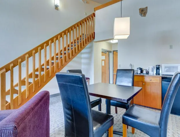 Chateau Canmore hotel detail image 4