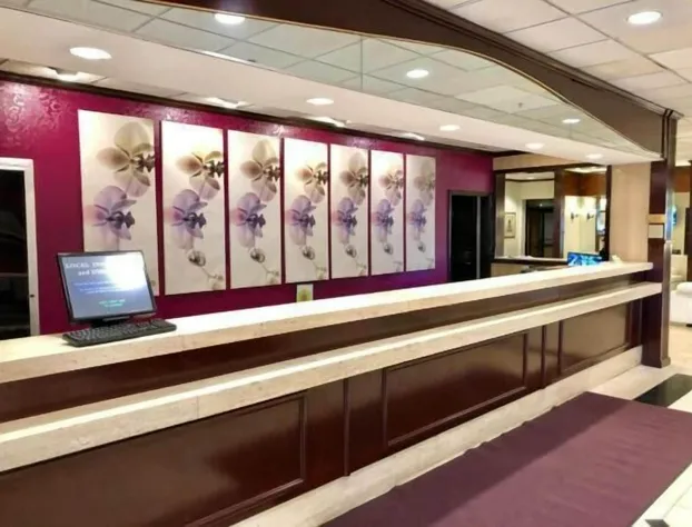 E Hotel Banquet & Conference Center hotel detail image 3