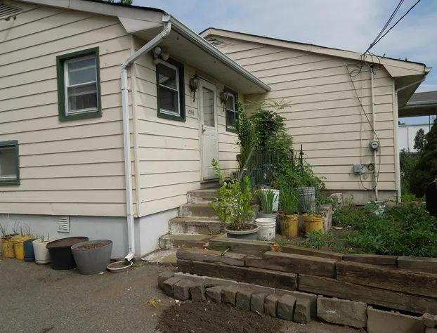 Lee's Motel hotel detail image 2