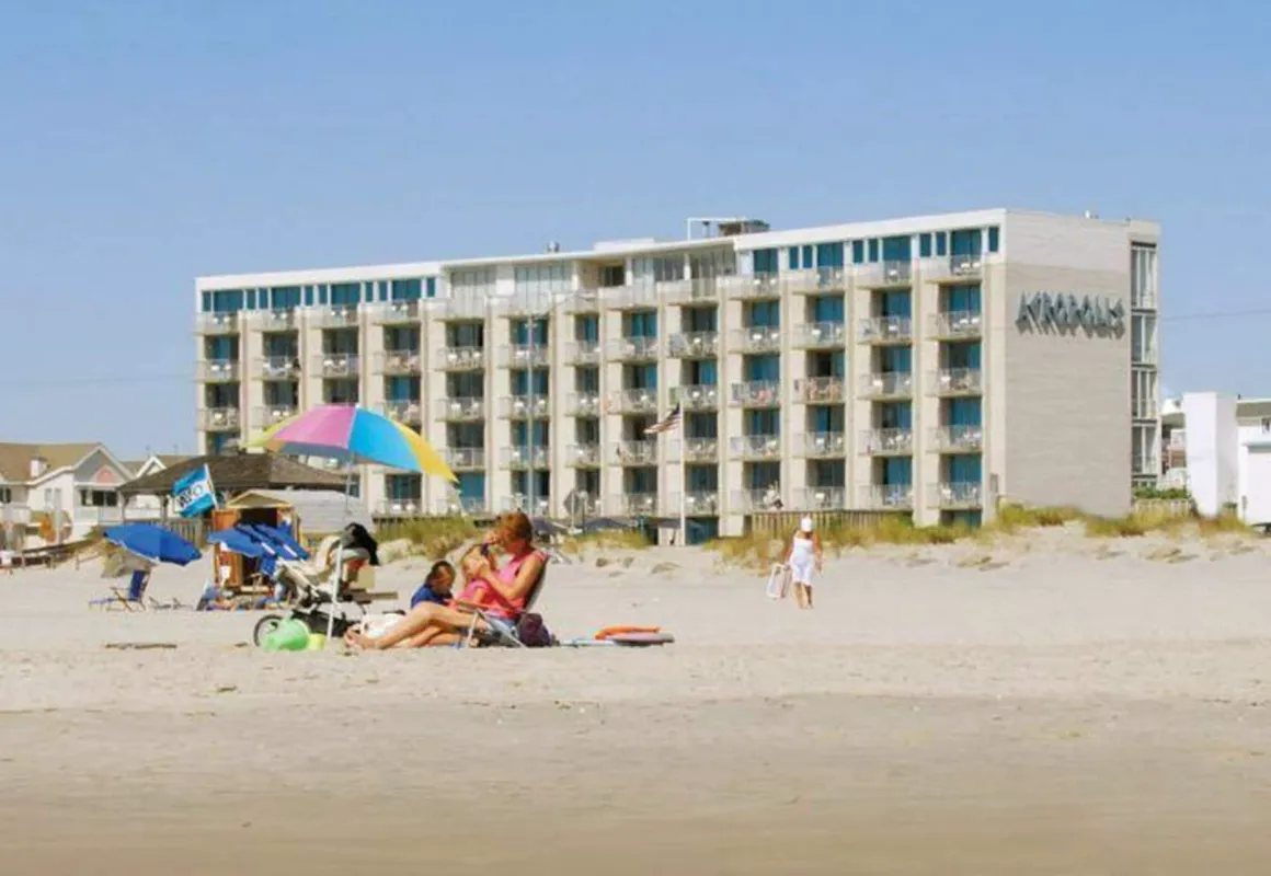 Acropolis Oceanfront Resort hotel hero