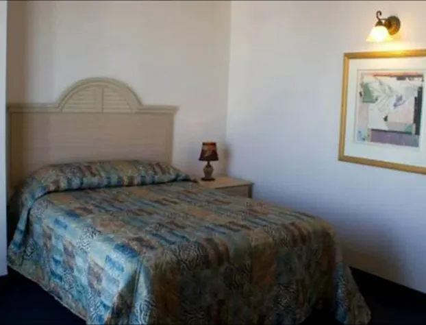 Acropolis Oceanfront Resort hotel detail image 4