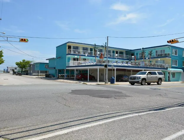 Royal Court Motel hotel detail image 3