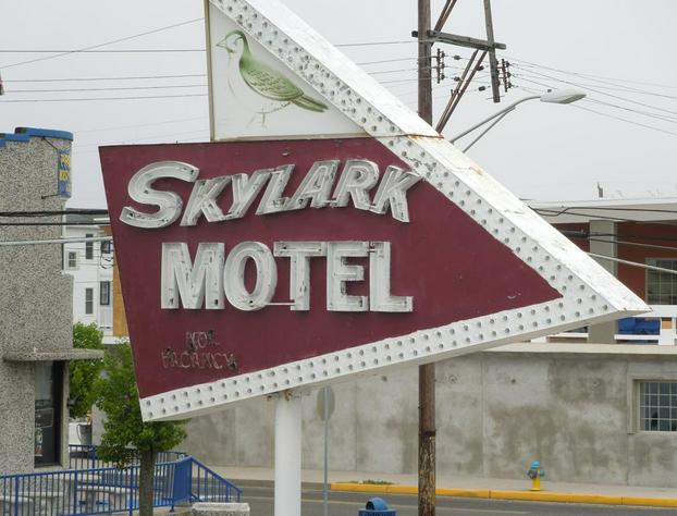 Skylark Resort Motel hotel detail image 2