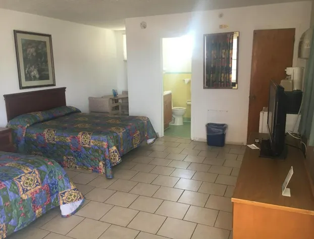 Skylark Resort Motel hotel detail image 2