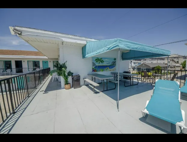 Surf Comber Motel hotel detail image 4