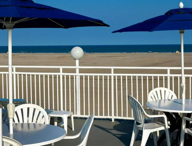 AA Heart of Wildwood Motels hotel detail image 1