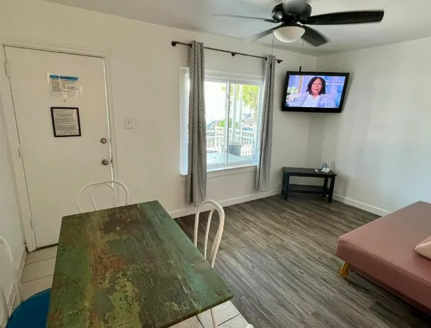 Riviera Resorts & Suites hotel detail image 2