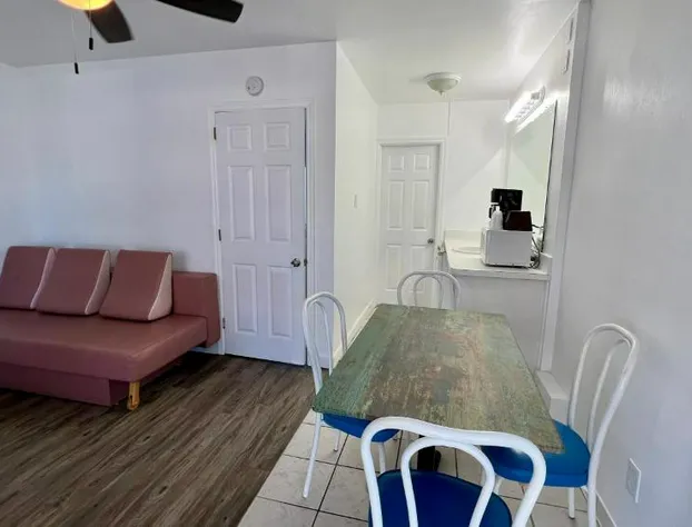 Riviera Resorts & Suites hotel detail image 2