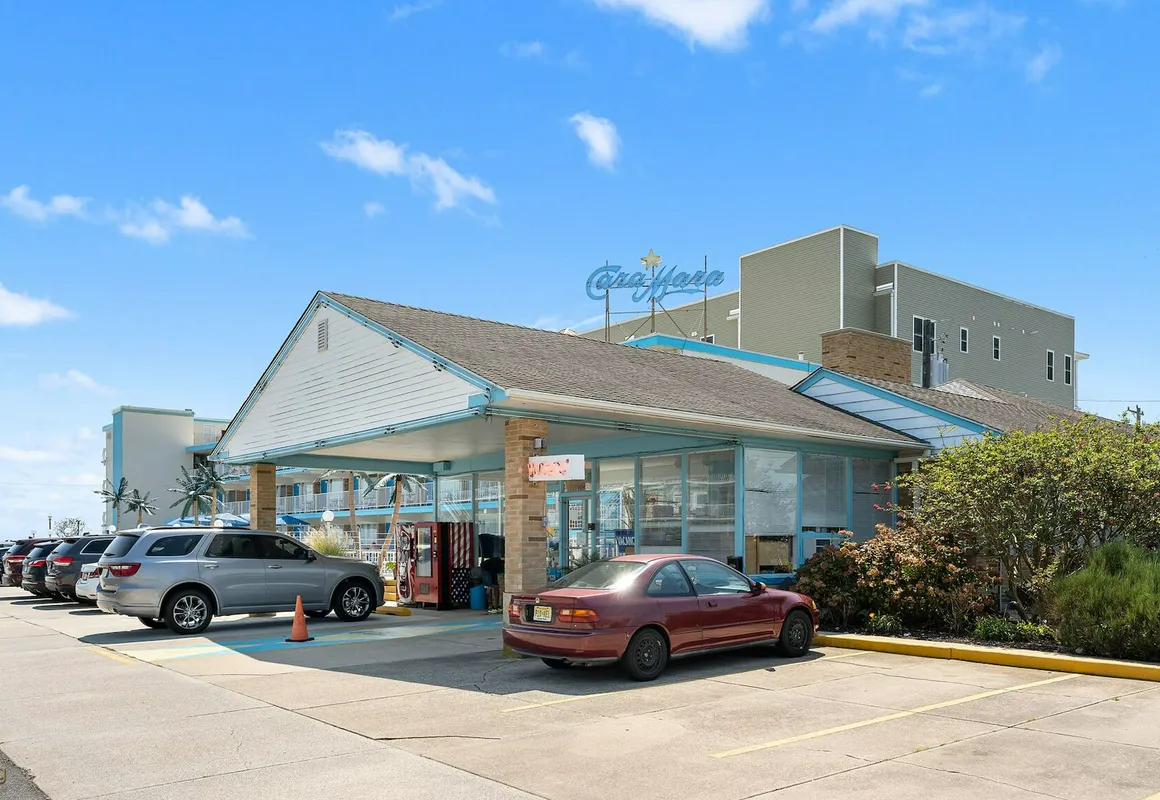 Cara Mara Resort hotel hero