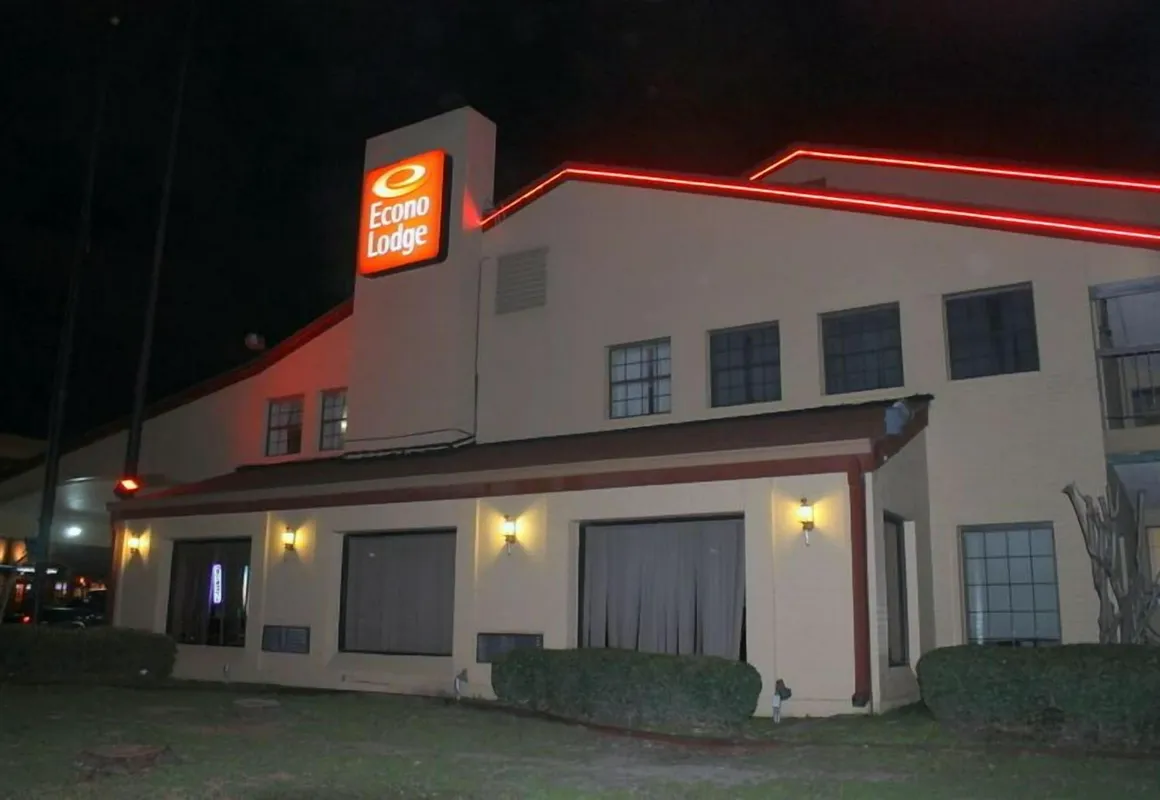 Knights Inn College Station hotel hero
