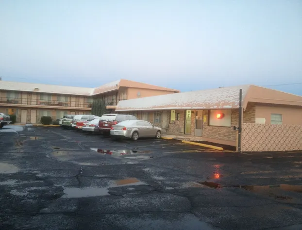 Economy Inn Alamogordo hotel detail image 2