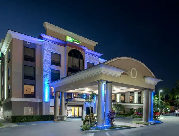 Holiday Inn Express Bartow by IHG hotel detail image 1