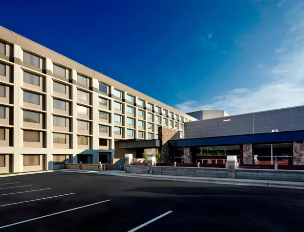 Raleigh Marriott Crabtree Valley hotel detail image 2