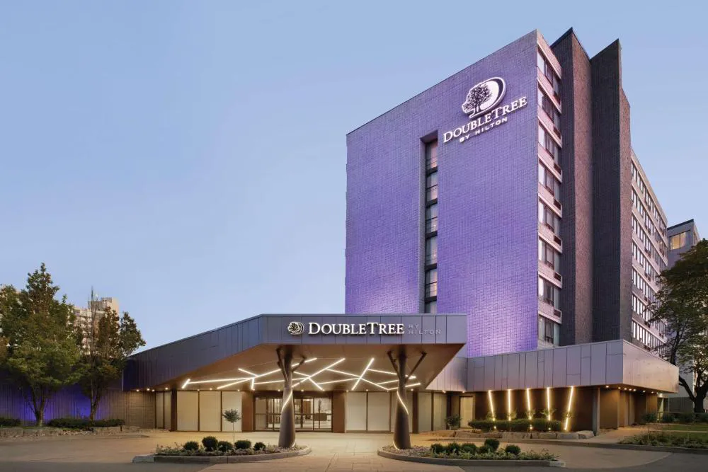DoubleTree by Hilton Toronto Airport West hotel hero