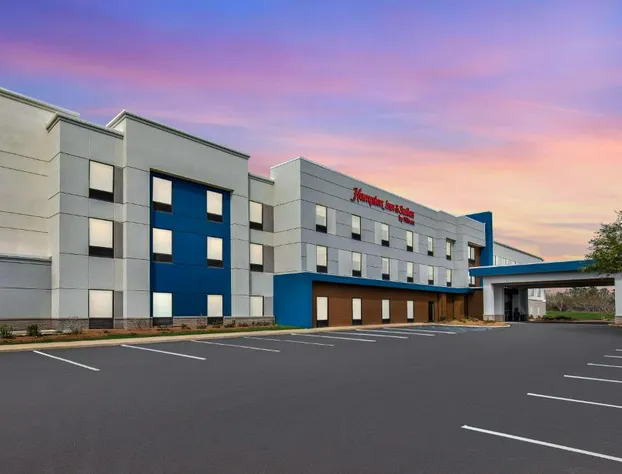 Hampton Inn & Suites Dothan hotel detail image 1