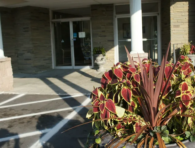 Red Carpet Albany Northern Blvd hotel detail image 4