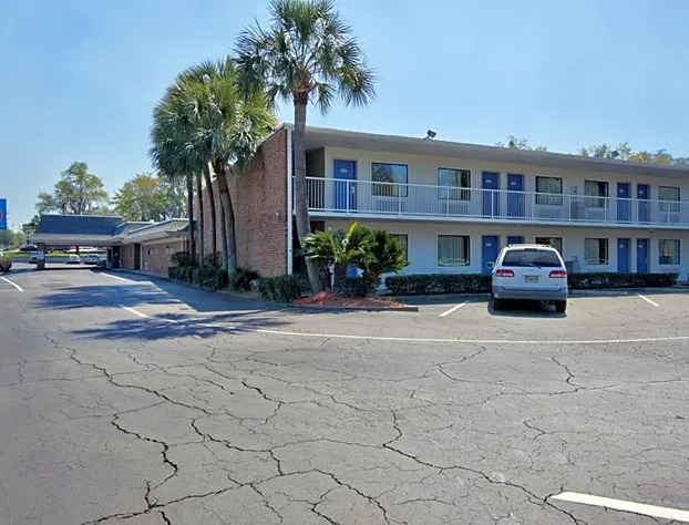 Motel 6 Tallahassee, FL - Downtown hotel detail image 3