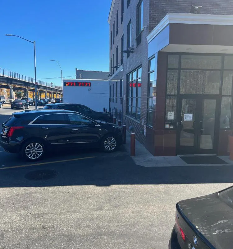 Atlantic Motor Inn hotel hero