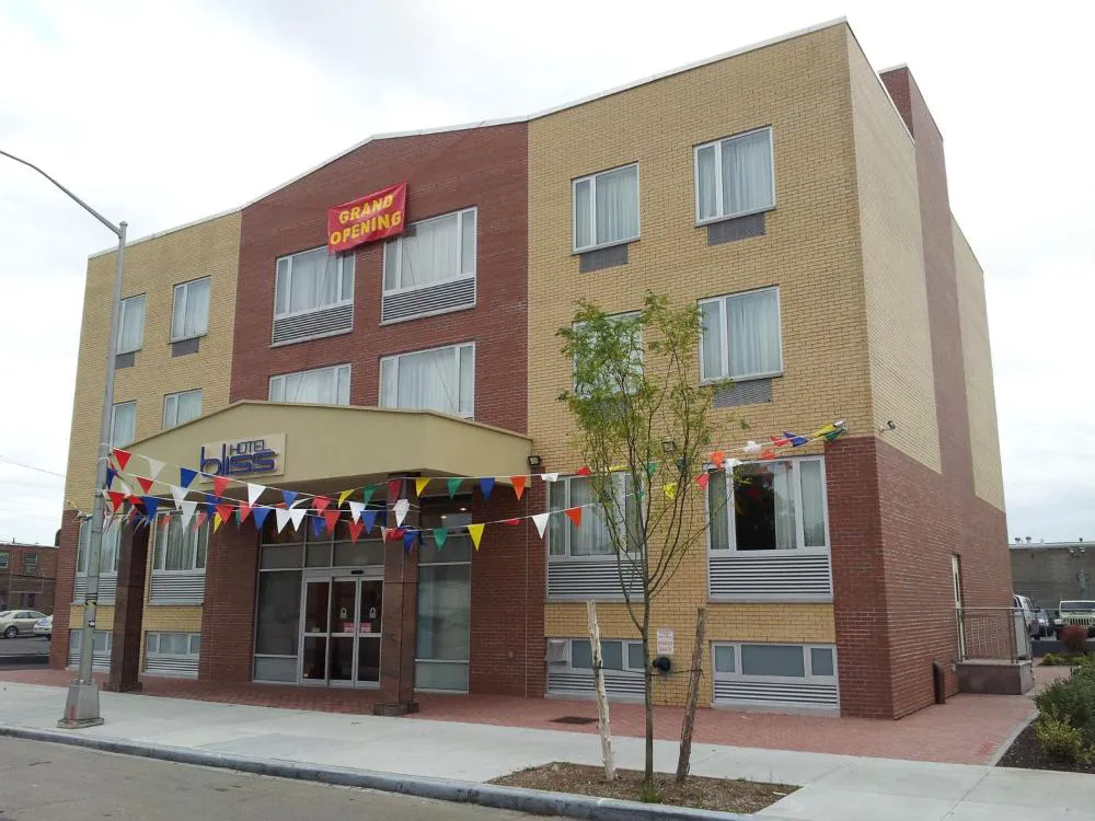 Hotel Bliss hotel hero