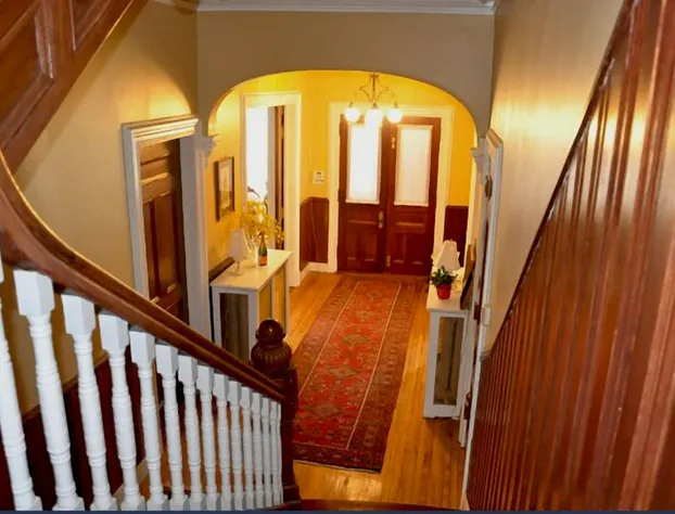 A Kingston Bed & Breakfast hotel detail image 1