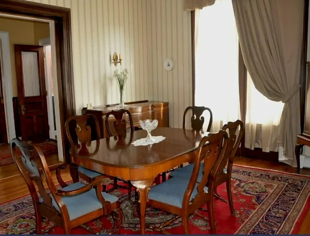 A Kingston Bed & Breakfast hotel detail image 2