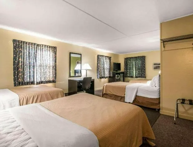 Rodeway Inn Rutland hotel detail image 4