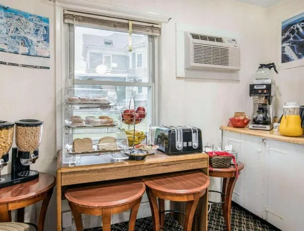 Rodeway Inn Rutland hotel detail image 4