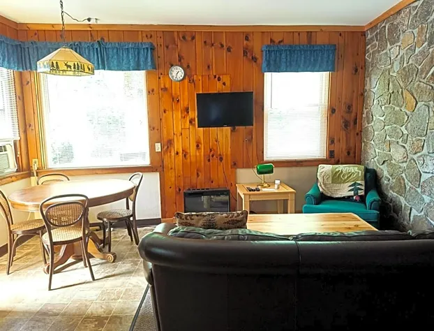 Adirondack Diamond Point Lodge hotel detail image 3