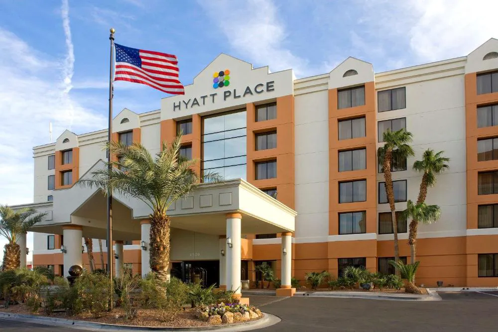 Hyatt Place Las Vegas hotel hero