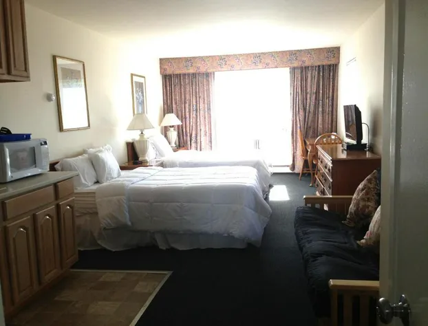 Ocean Surf Resort hotel detail image 4