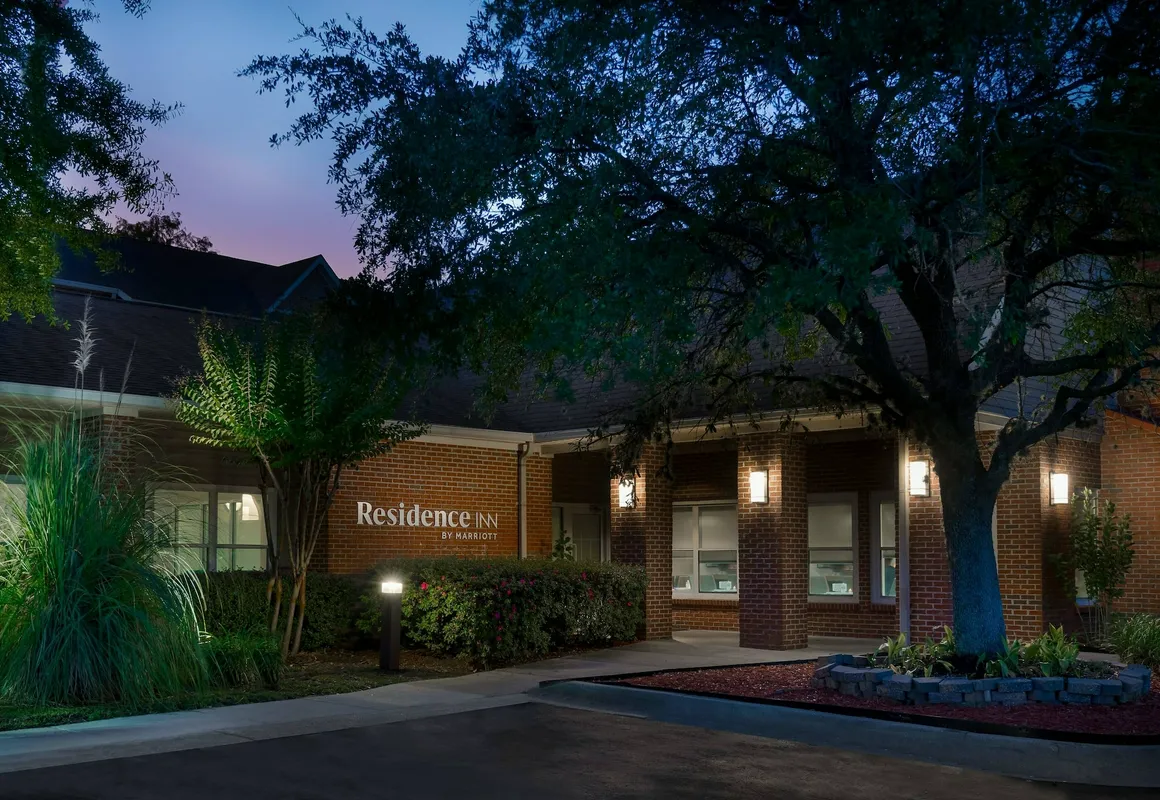 Residence Inn By Marriott Mobile hotel hero