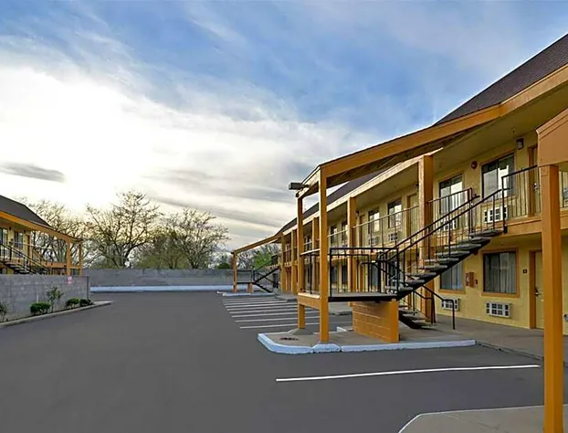 Rodeway Inn West Sacramento hotel detail image 4