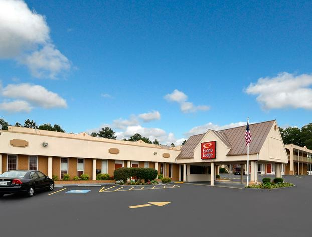 Econo Lodge Cleveland hotel detail image 3