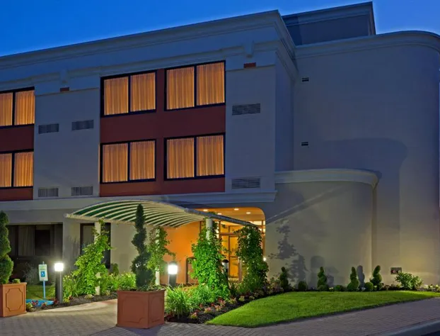 Armoni Inn & Suites hotel detail image 1