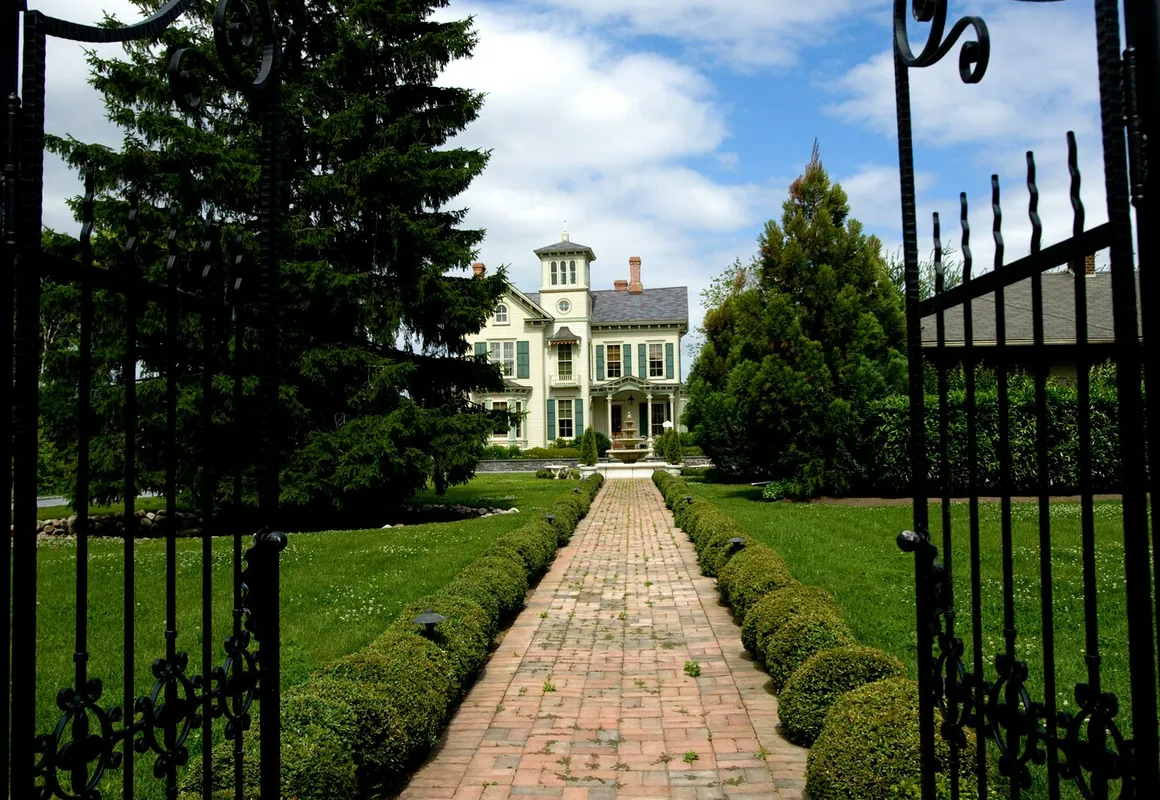 Jedediah Hawkins Inn hotel hero