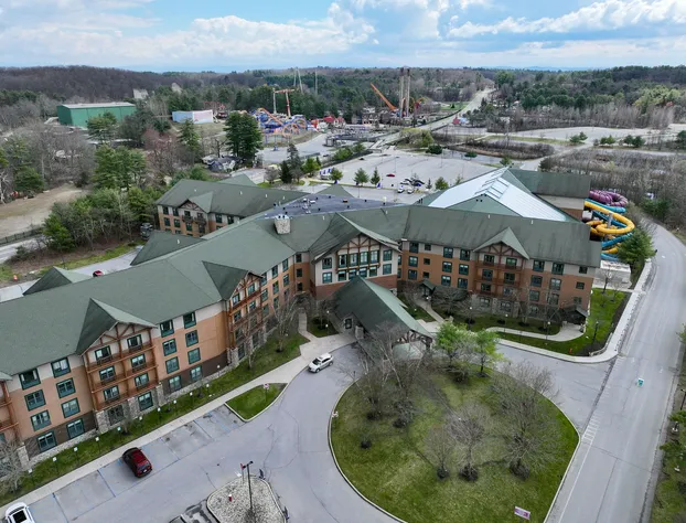 Six Flags Great Escape Lodge & Indoor Waterpark hotel detail image 1