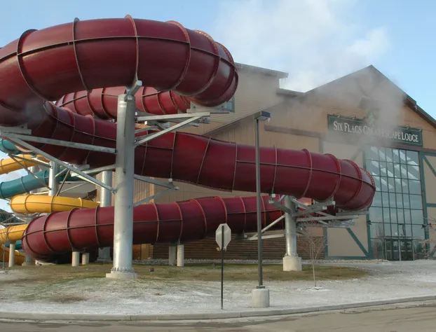Six Flags Great Escape Lodge & Indoor Waterpark hotel detail image 2
