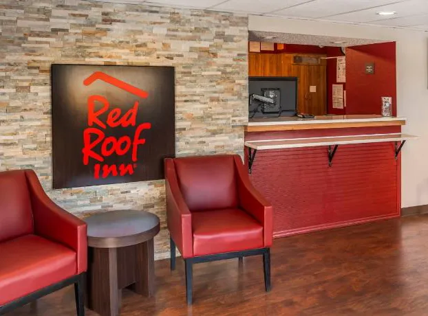 Red Roof Inn Queensbury hotel detail image 3