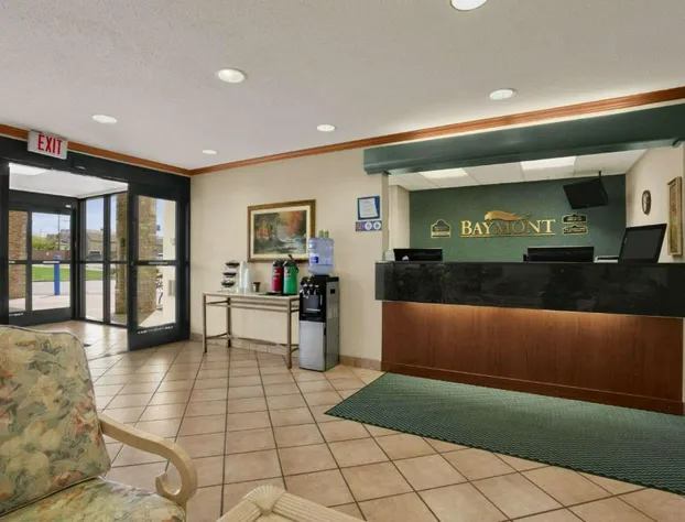 Baymont by Wyndham Sullivan hotel detail image 3