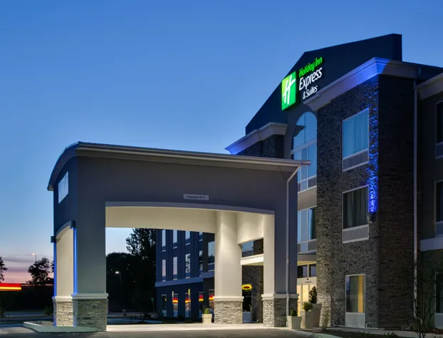 Holiday Inn Express Hotel & Suites, Carlisle-Harrisburg Area by IHG hotel detail image 2