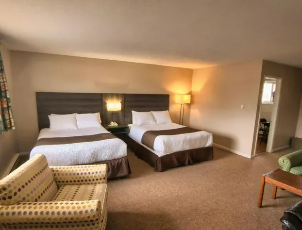 Maple Leaf Inn & Suites hotel detail image 3