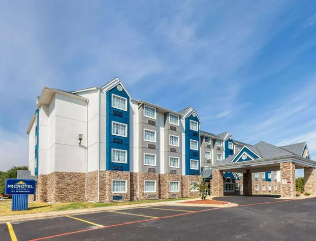 Microtel Inn & Suites by Wyndham Bossier City hotel detail image 3