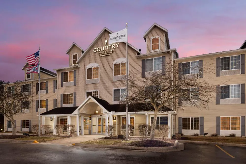 Country Inn & Suites by Radisson, Springfield, OH hotel hero