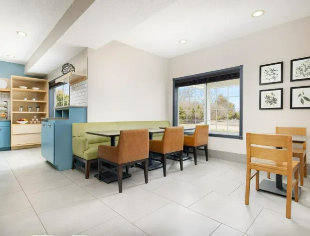 Country Inn & Suites by Radisson, Springfield, OH hotel detail image 3