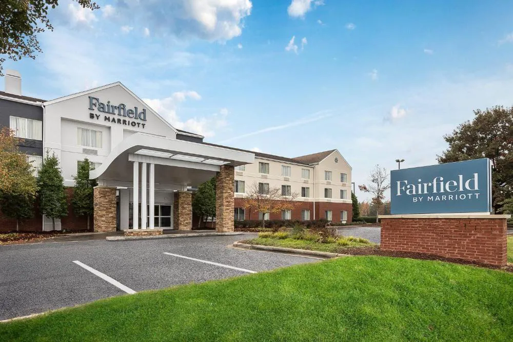 Fairfield Inn by Marriott Northlake hotel hero