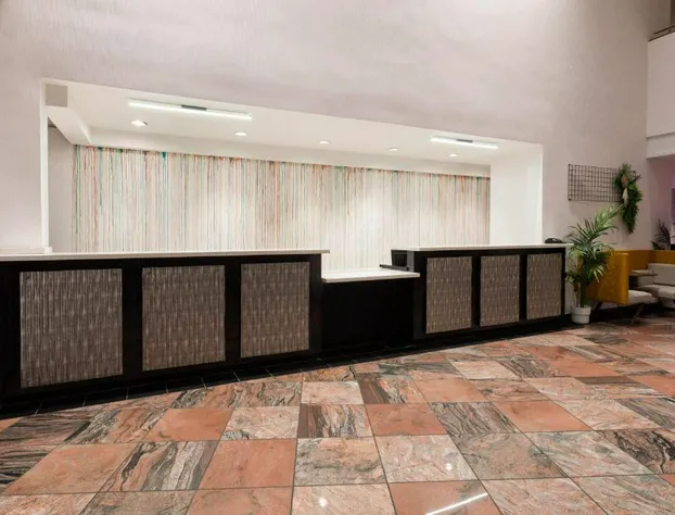 Wyndham Garden Norfolk Downtown hotel detail image 1