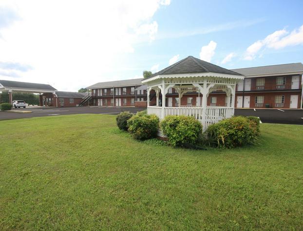 Surry Inn - Dobson - I-77 - Exit 93 hotel detail image 2