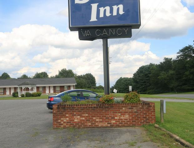 Surry Inn - Dobson - I-77 - Exit 93 hotel detail image 4