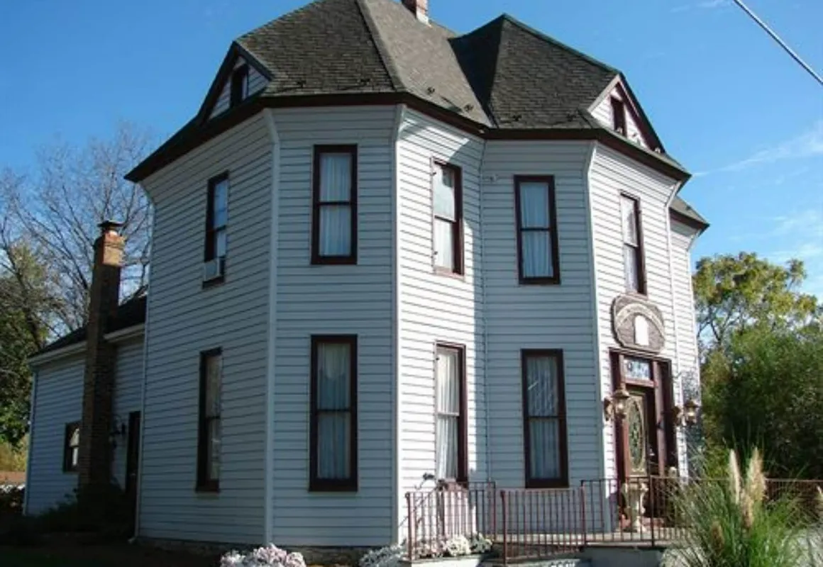 Woodruff House hotel hero